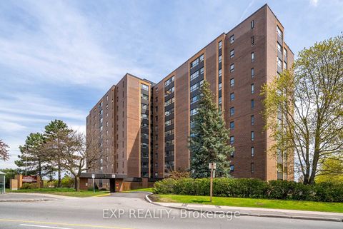 Photo 2 at 604 - 1356 MEADOWLANDS Drive N, Nepean (Borden Farm/Stewart Farm/Carleton Heights/Parkwood Hills), Ottawa