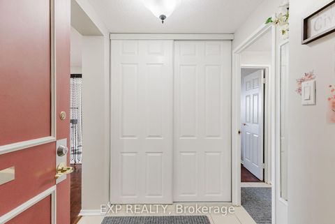 Photo 11 at 604 - 1356 MEADOWLANDS Drive N, Nepean (Borden Farm/Stewart Farm/Carleton Heights/Parkwood Hills), Ottawa