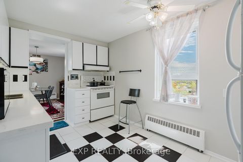 Photo 30 at 604 - 1356 MEADOWLANDS Drive N, Nepean (Borden Farm/Stewart Farm/Carleton Heights/Parkwood Hills), Ottawa