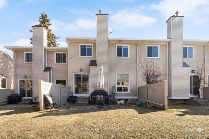 Photo 18 at E - 10 Millrise Lane, Nepean (Centrepointe), Ottawa