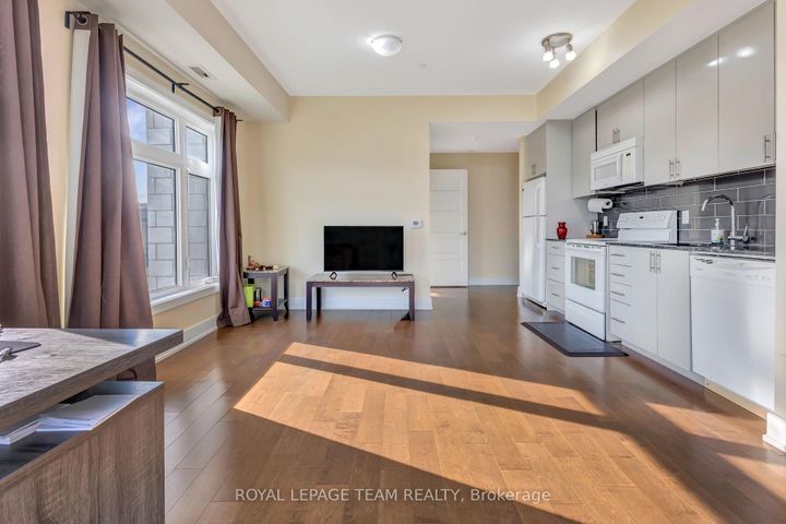 Photo 9 at 215 - 2785 Baseline Road, Nepean (Redwood Park), Ottawa