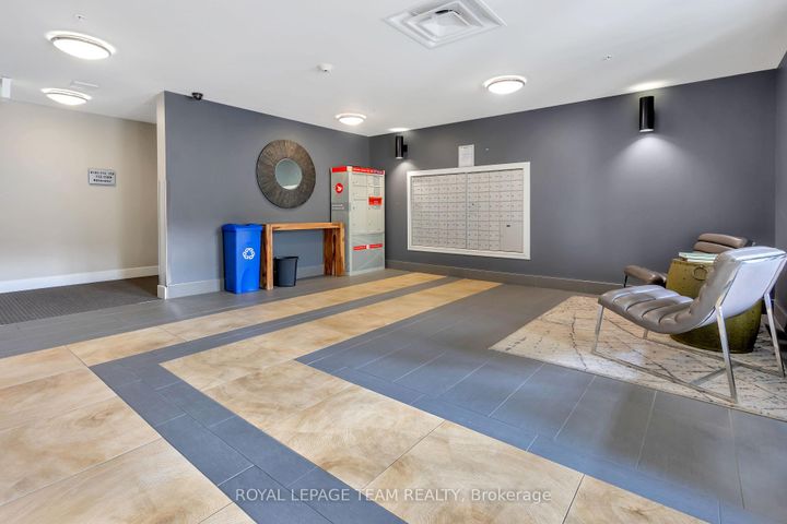 Photo 23 at 215 - 2785 Baseline Road, Nepean (Redwood Park), Ottawa
