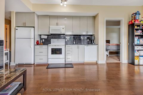 Photo 7 at 215 - 2785 Baseline Road, Nepean (Redwood Park), Ottawa