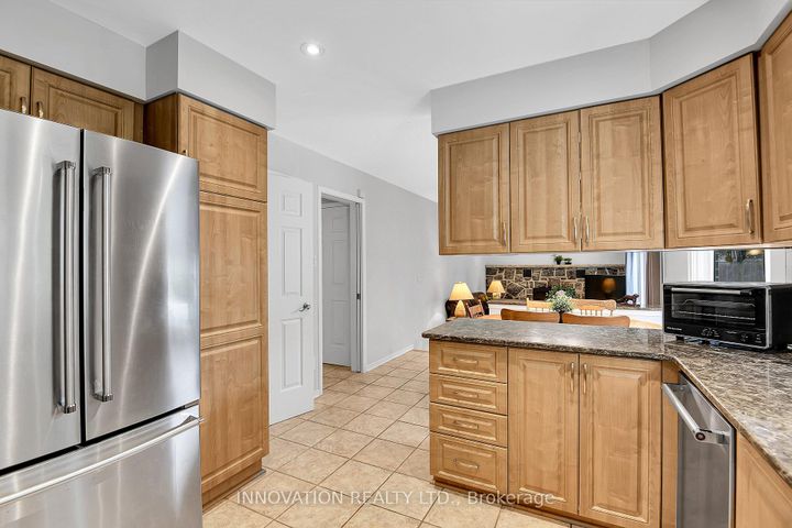 Photo 10 at 27 Cullen Court, Nepean (Manordale), Ottawa
