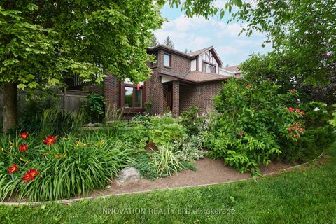 Photo 1 at 27 Cullen Court, Nepean (Manordale), Ottawa
