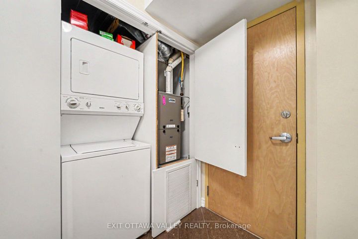 Photo 23 at 208 - 14 Norice Street, Nepean (Meadowlands/Crestview), Ottawa