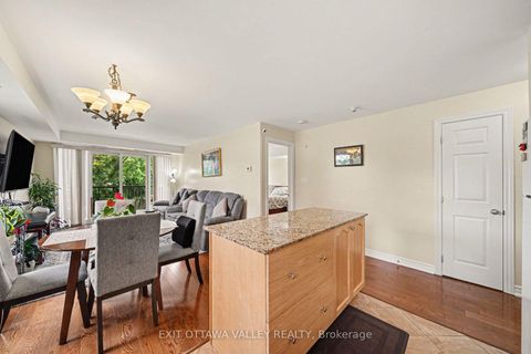 Photo 11 at 208 - 14 Norice Street, Nepean (Meadowlands/Crestview), Ottawa