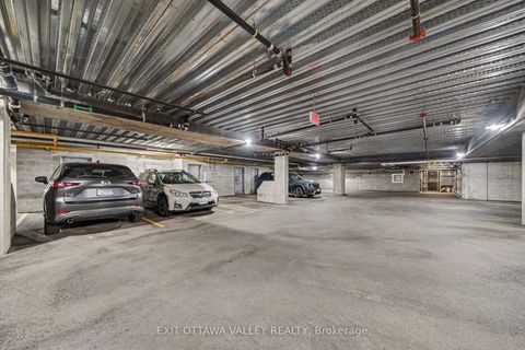 Photo 26 at 208 - 14 Norice Street, Nepean (Meadowlands/Crestview), Ottawa