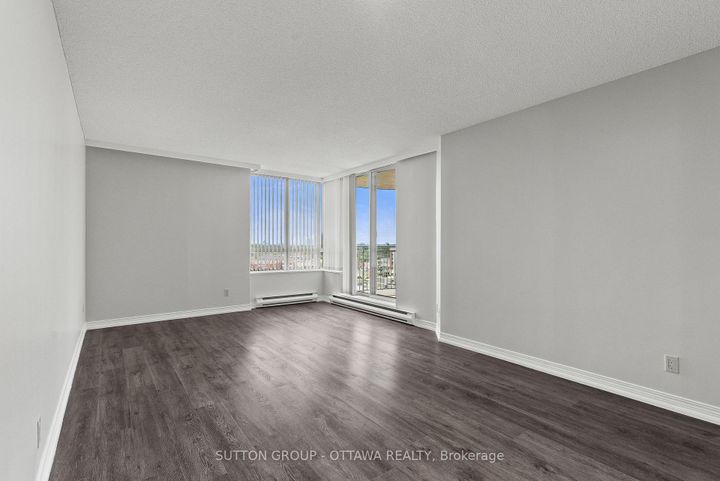 Photo 16 at 917 - 100 Grant Carman Drive, Nepean (Borden Farm/Stewart Farm/Carleton Heights/Parkwood Hills), Ottawa