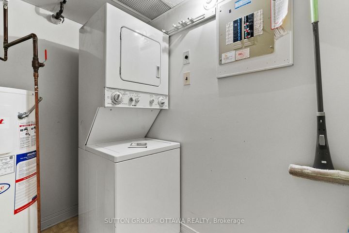 Photo 30 at 917 - 100 Grant Carman Drive, Nepean (Borden Farm/Stewart Farm/Carleton Heights/Parkwood Hills), Ottawa
