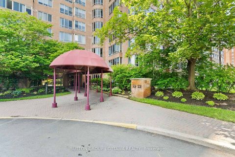 Photo 4 at 917 - 100 Grant Carman Drive, Nepean (Borden Farm/Stewart Farm/Carleton Heights/Parkwood Hills), Ottawa