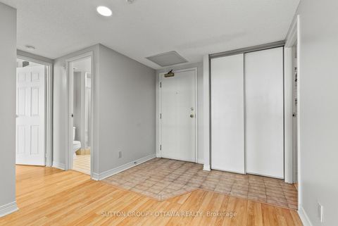 Photo 9 at 917 - 100 Grant Carman Drive, Nepean (Borden Farm/Stewart Farm/Carleton Heights/Parkwood Hills), Ottawa