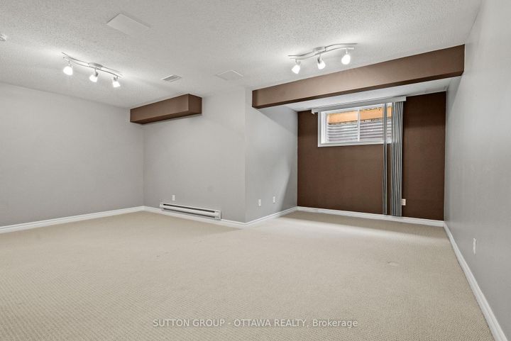 Photo 27 at 9 Alameda Way, Nepean (Longfields), Ottawa