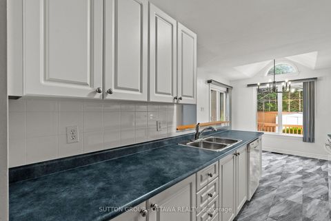 Photo 7 at 9 Alameda Way, Nepean (Longfields), Ottawa