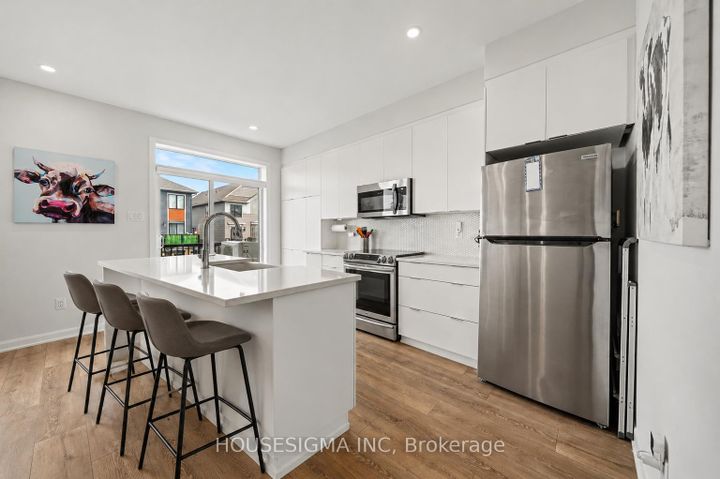 Photo 15 at 315 Raheen Court, Nepean (Half Moon Bay), Ottawa