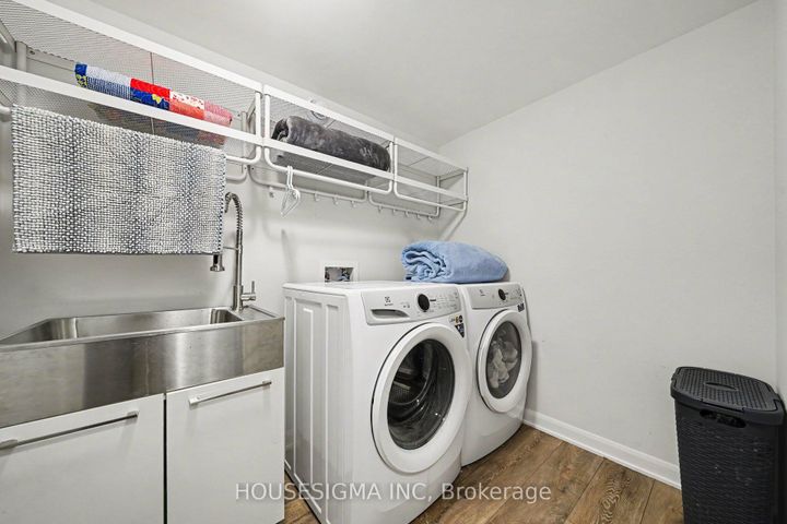 Photo 20 at 315 Raheen Court, Nepean (Half Moon Bay), Ottawa