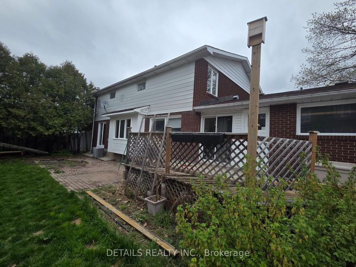 Photo 1 at 46 BEAUMARIS Drive, Nepean (Bruce Farm/Graham Park/Qualicum/Bellands), Ottawa