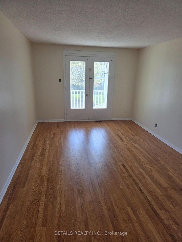 Photo 9 at 46 BEAUMARIS Drive, Nepean (Bruce Farm/Graham Park/Qualicum/Bellands), Ottawa