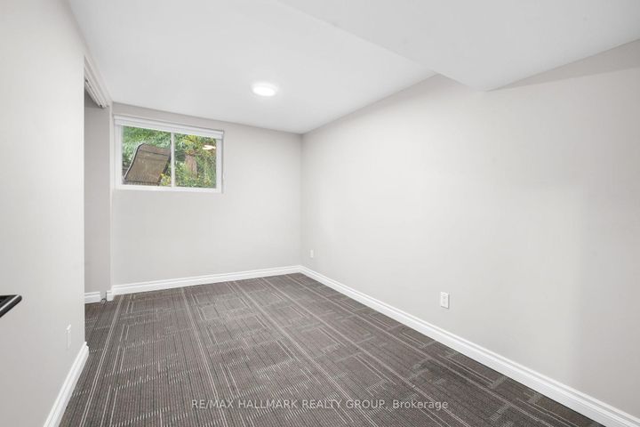 Photo 31 at 84 Chesterton Drive, Nepean (Borden Farm/Stewart Farm/Carleton Heights/Parkwood Hills), Ottawa