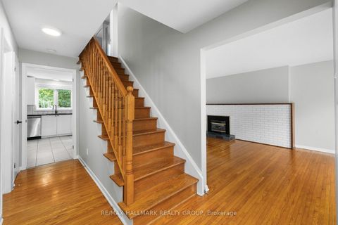 Photo 3 at 84 Chesterton Drive, Nepean (Borden Farm/Stewart Farm/Carleton Heights/Parkwood Hills), Ottawa