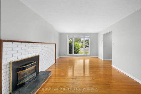 Photo 7 at 84 Chesterton Drive, Nepean (Borden Farm/Stewart Farm/Carleton Heights/Parkwood Hills), Ottawa