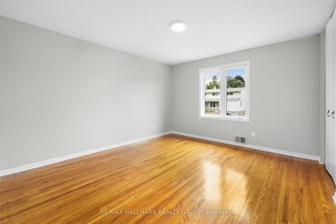 Photo 18 at 84 Chesterton Drive, Nepean (Borden Farm/Stewart Farm/Carleton Heights/Parkwood Hills), Ottawa
