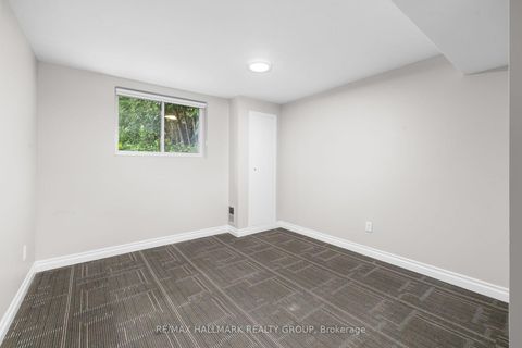 Photo 33 at 84 Chesterton Drive, Nepean (Borden Farm/Stewart Farm/Carleton Heights/Parkwood Hills), Ottawa