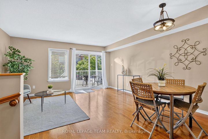 Photo 5 at 255 Deercroft Avenue, Nepean (Longfields), Ottawa