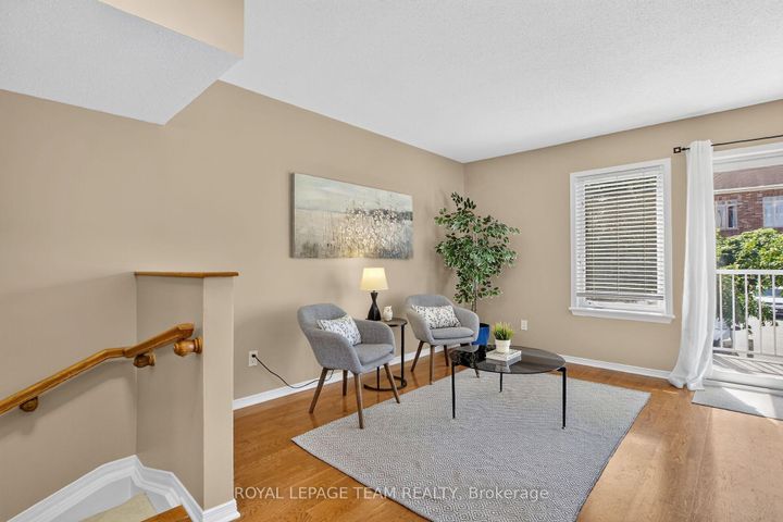 Photo 6 at 255 Deercroft Avenue, Nepean (Longfields), Ottawa