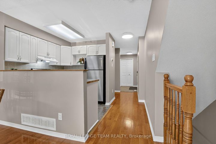 Photo 15 at 255 Deercroft Avenue, Nepean (Longfields), Ottawa