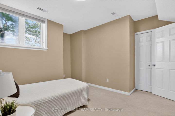 Photo 24 at 255 Deercroft Avenue, Nepean (Longfields), Ottawa