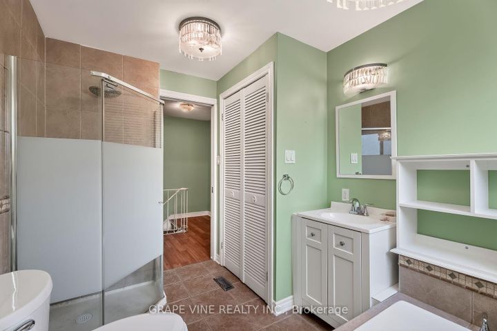 Photo 20 at 108 Fieldgate Drive, Nepean (Knollsbrook), Ottawa