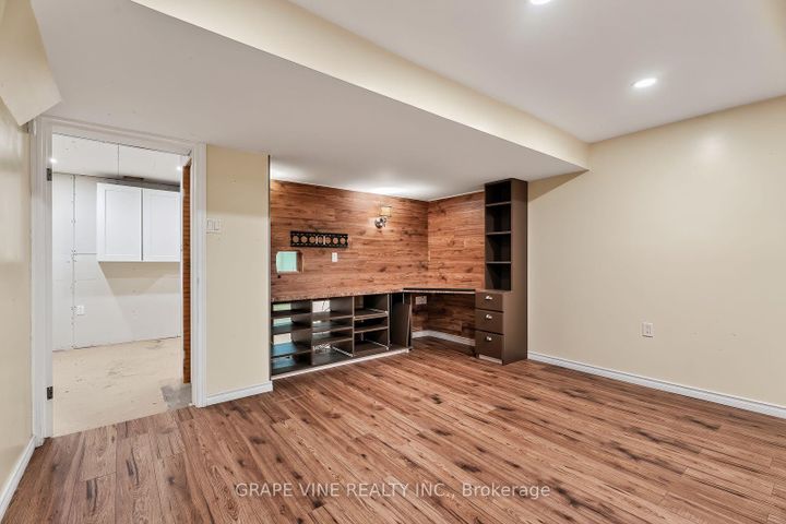 Photo 26 at 108 Fieldgate Drive, Nepean (Knollsbrook), Ottawa