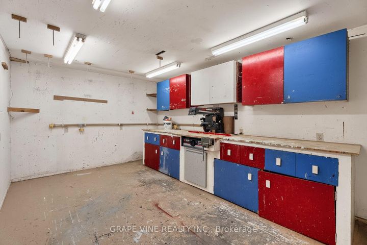 Photo 31 at 108 Fieldgate Drive, Nepean (Knollsbrook), Ottawa
