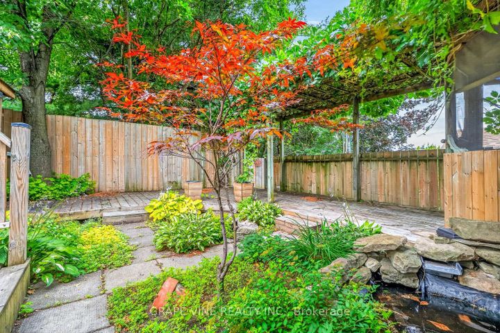Photo 36 at 108 Fieldgate Drive, Nepean (Knollsbrook), Ottawa