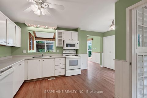 Photo 11 at 108 Fieldgate Drive, Nepean (Knollsbrook), Ottawa