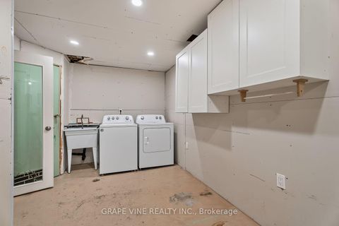 Photo 29 at 108 Fieldgate Drive, Nepean (Knollsbrook), Ottawa
