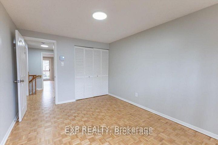 Photo 31 at 15 JANSEN Road, Nepean (Sheahan Estates/Trend Village), Ottawa