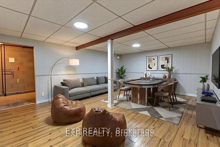Photo 35 at 15 JANSEN Road, Nepean (Sheahan Estates/Trend Village), Ottawa