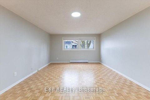 Photo 26 at 15 JANSEN Road, Nepean (Sheahan Estates/Trend Village), Ottawa