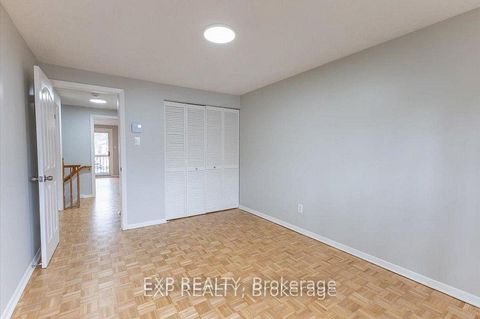 Photo 31 at 15 JANSEN Road, Nepean (Sheahan Estates/Trend Village), Ottawa