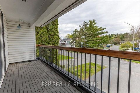 Photo 40 at 15 JANSEN Road, Nepean (Sheahan Estates/Trend Village), Ottawa