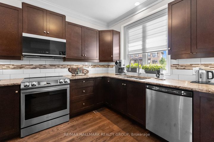 Photo 8 at 115 Beatrice Drive, Nepean (Longfields), Ottawa