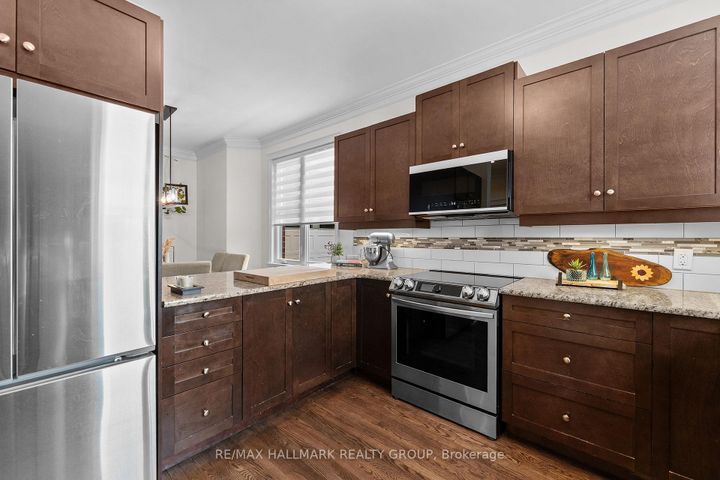 Photo 9 at 115 Beatrice Drive, Nepean (Longfields), Ottawa