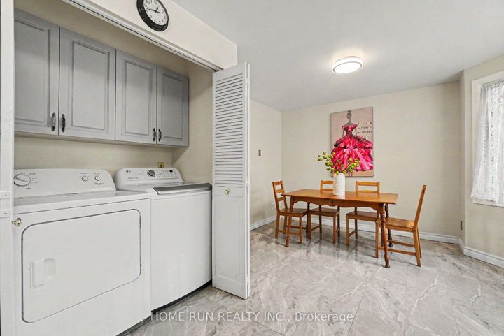 Photo 13 at 9D CASTLEBROOK Lane, Nepean (Centrepointe), Ottawa