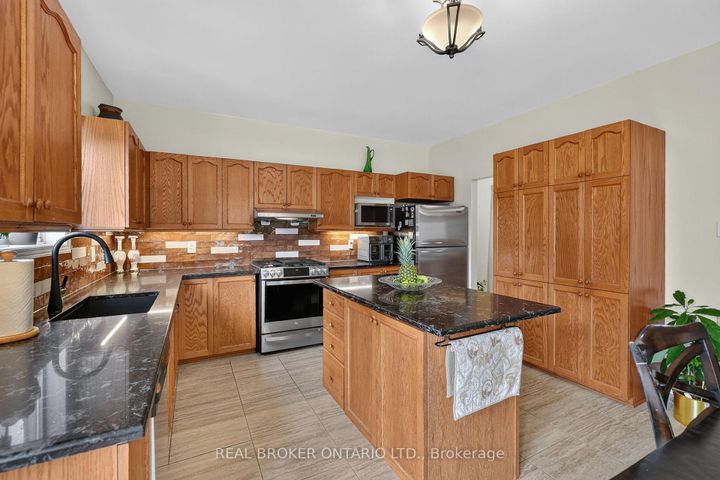 Photo 6 at 157 Fairlop Way, Nepean (Longfields), Ottawa