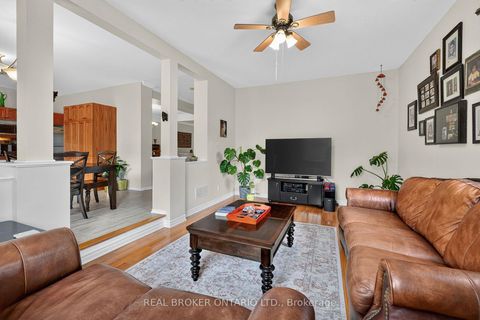 Photo 12 at 157 Fairlop Way, Nepean (Longfields), Ottawa