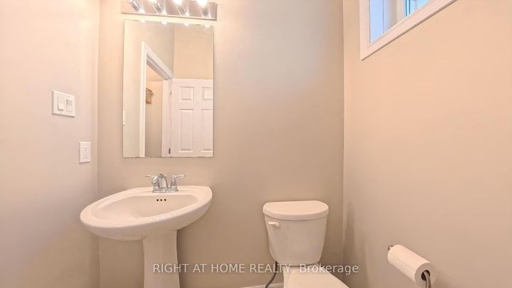 Photo 14 at 566 Dundonald Drive, Nepean (Half Moon Bay), Ottawa
