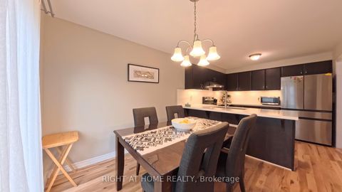 Photo 12 at 566 Dundonald Drive, Nepean (Half Moon Bay), Ottawa