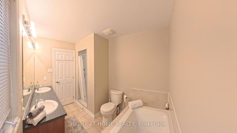 Photo 24 at 566 Dundonald Drive, Nepean (Half Moon Bay), Ottawa
